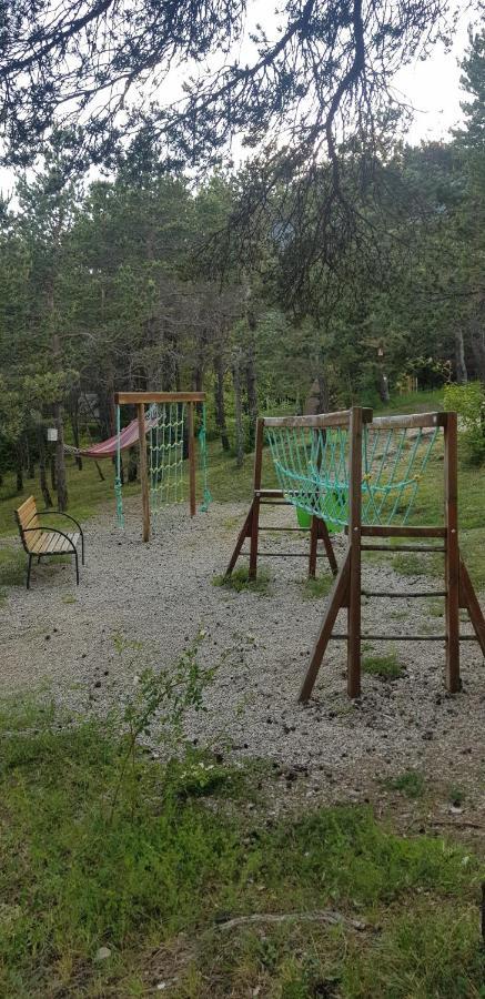 Camping La Chabannerie Hotel Saint-Martin-de-Clelles Kültér fotó